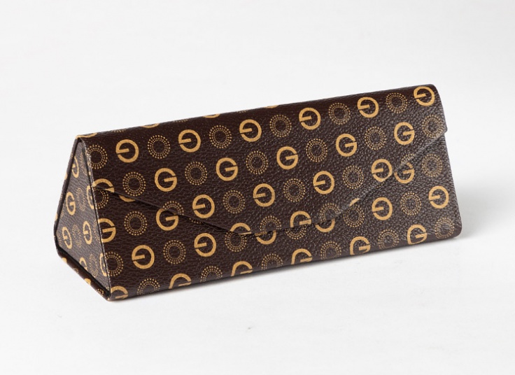 کیف عینک مثلثی مدل تاشو