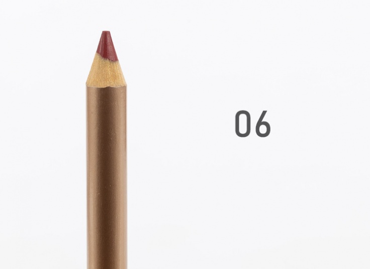 رژلب مدادی طرح VOV