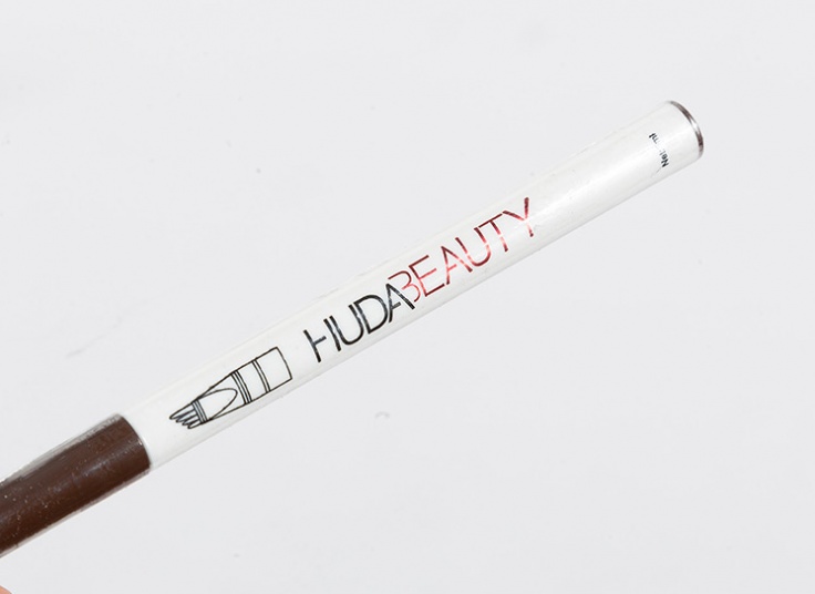 ماژیک هاشور ابرو 4 خط HUDA BEAUTY