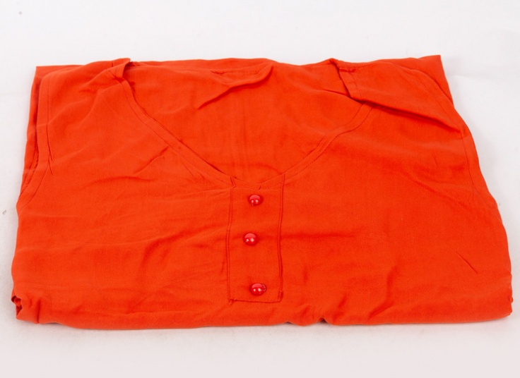 سارافون زنانه یقه‌ دکمه‌ دار