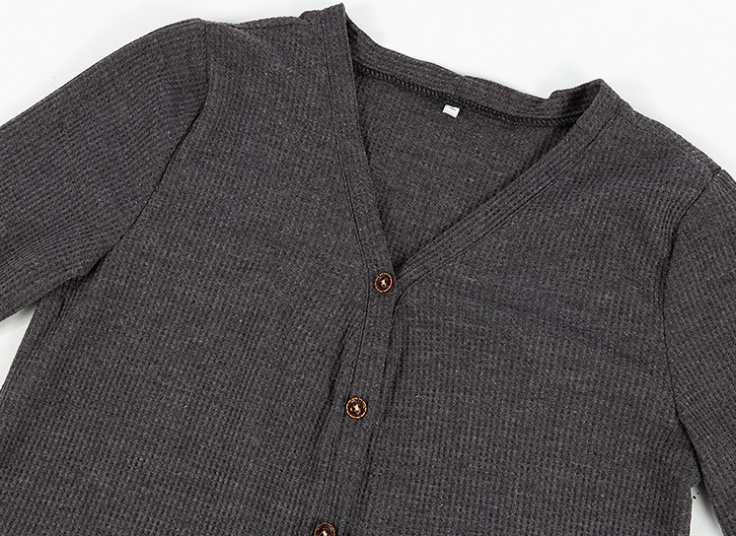 بلوز دکمه دار زنانه