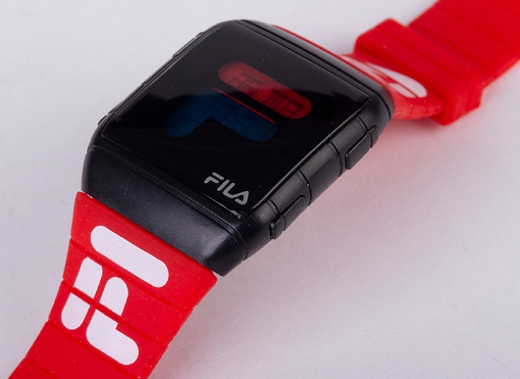 ساعت مچی طرح Fila