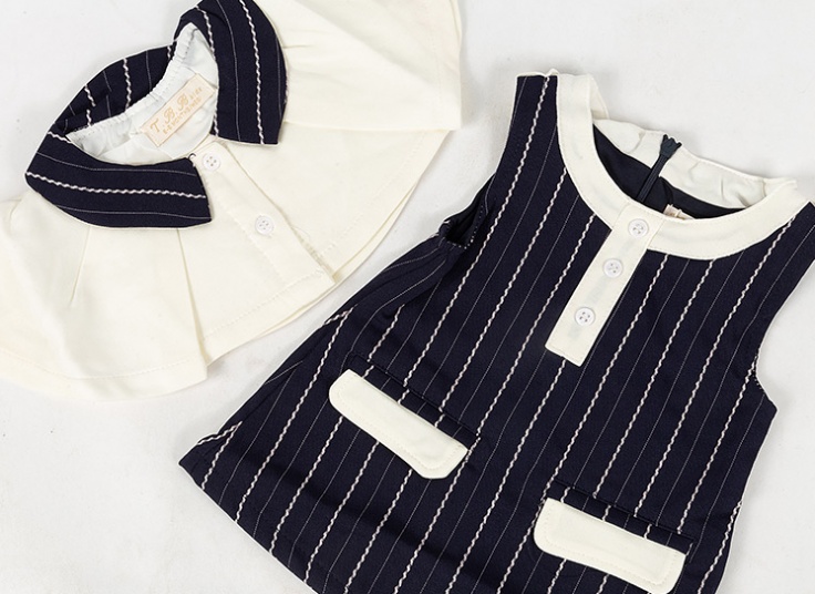 پیراهن دخترانه