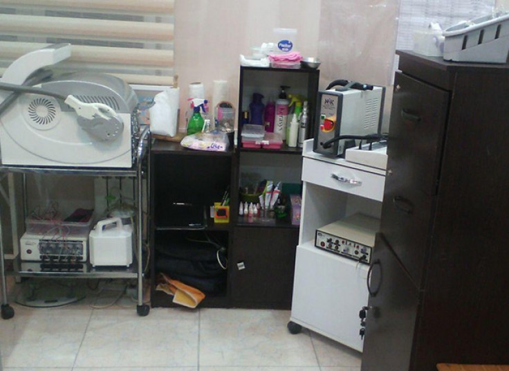 رفع چروک و خطوط و تیرگی دور چشم در مطب دکتر شکری