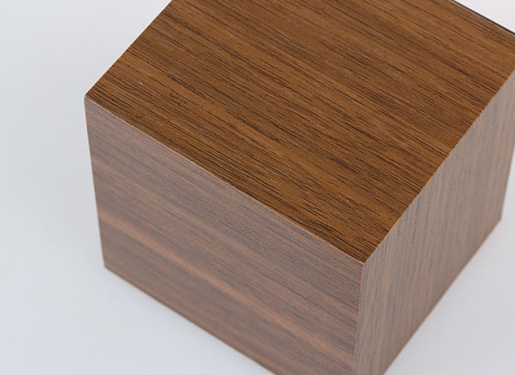 ساعت مربع رومیزی Wooden Clock