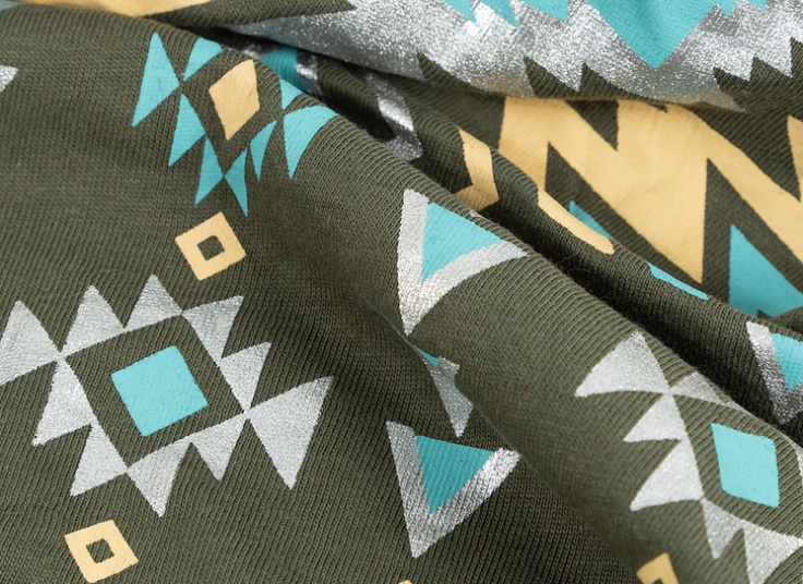 تیشرت زنانه Pirmark طرح Traditional