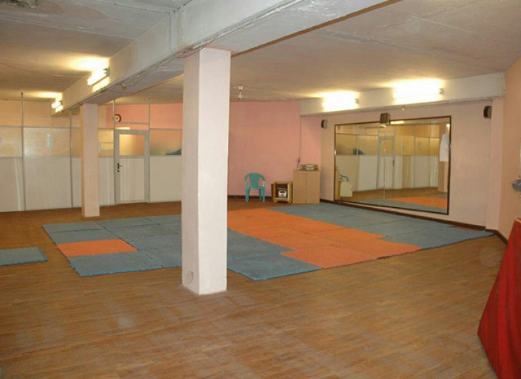 کلاس یوگا باشگاه افروز