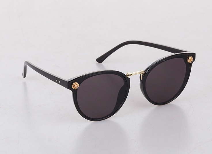 عینک آفتابی زنانه XZX