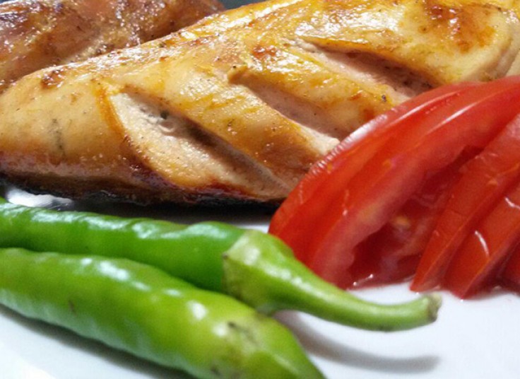 جوجه شکاری رستوران برکه