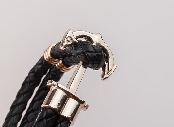 دستبند سگک دار