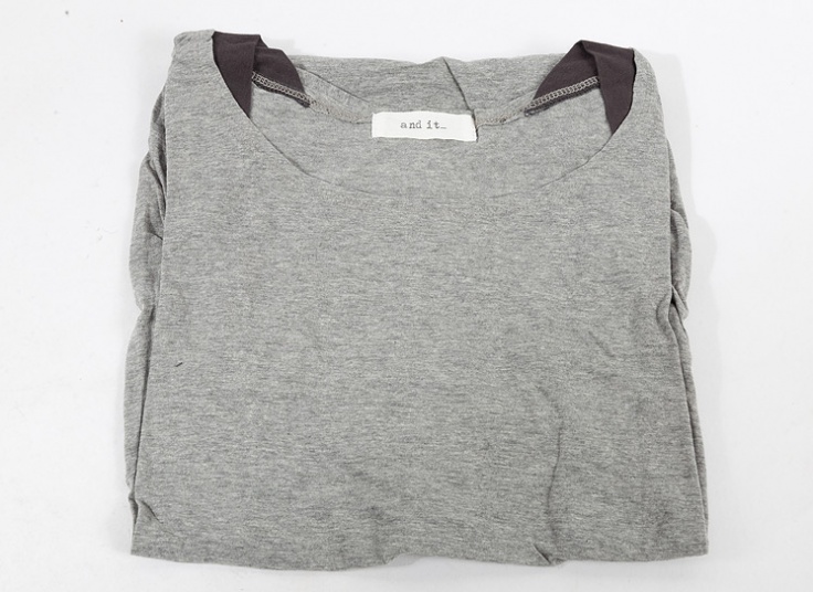 تیشرت زنانه LARU