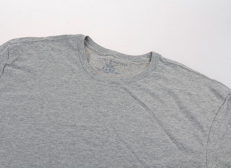 تیشرت یقه گرد مردانه طرح Tommy