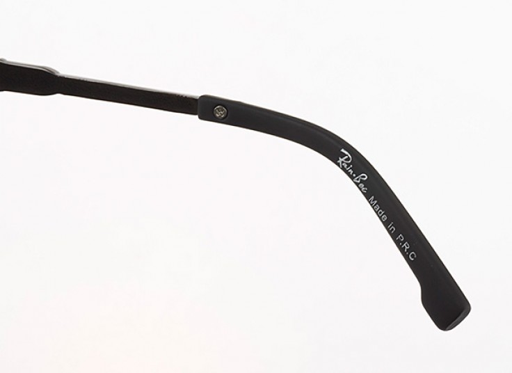 عینک آفتابی طرح Lacoste