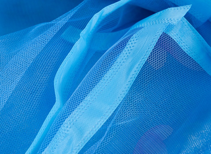 پرده توری مگنت دار