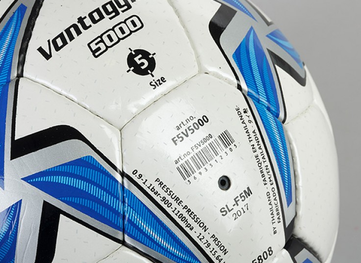 توپ فوتبال molten