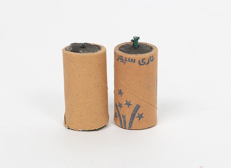 وسایل آتش بازی و نورافشانی هوایی