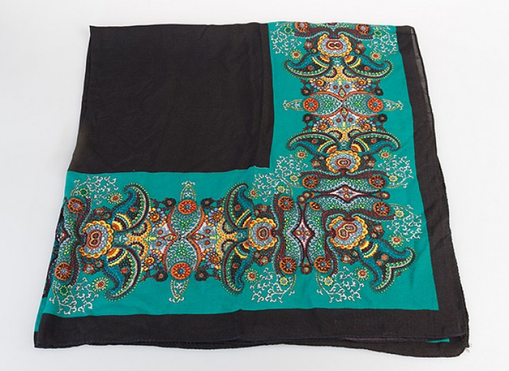 روسری نخی طرحدار