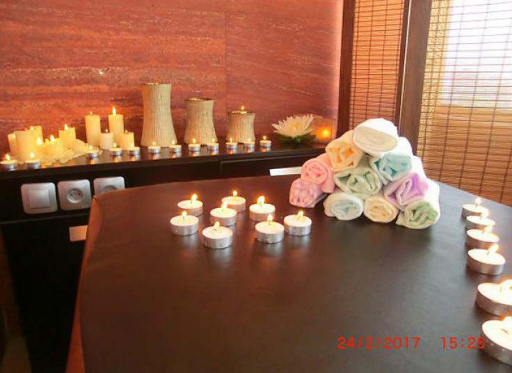 پکیج پاکسازی و ماساژ سالن مینا مرادی