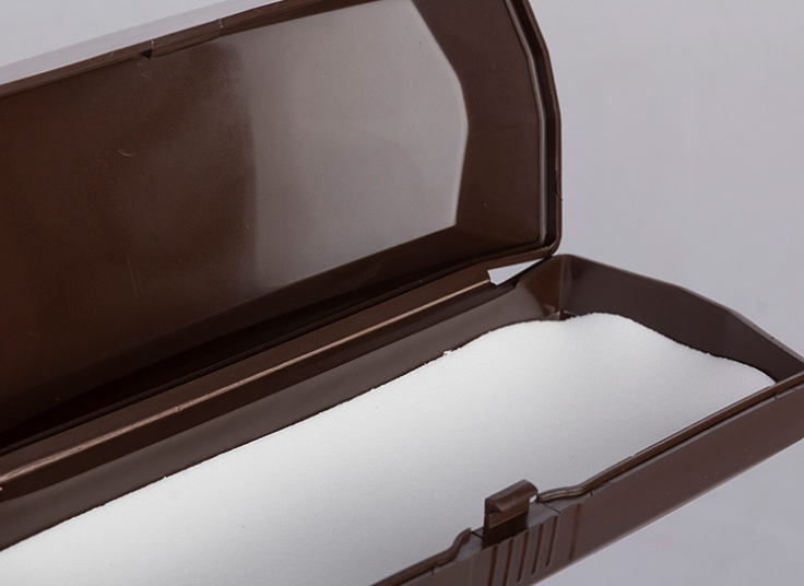 قاب عینک طرح چوب