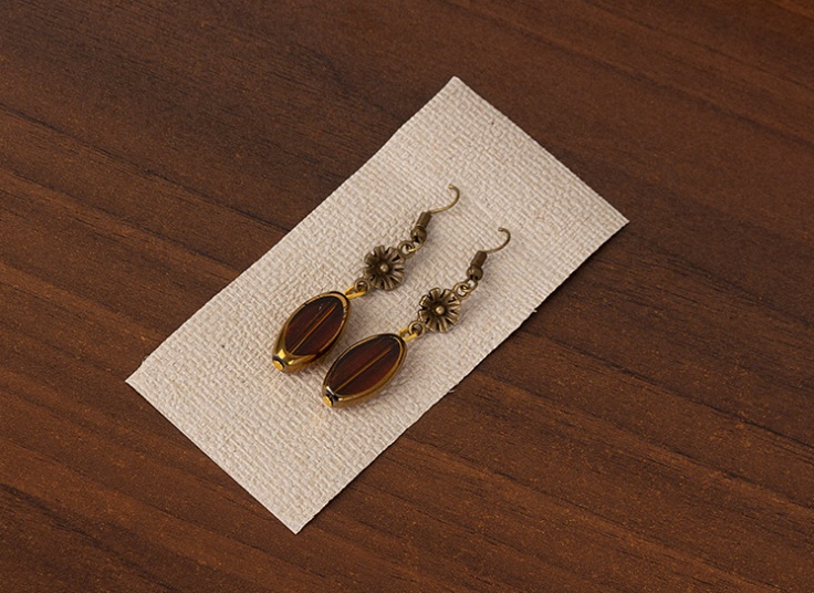 گوشواره برنزی