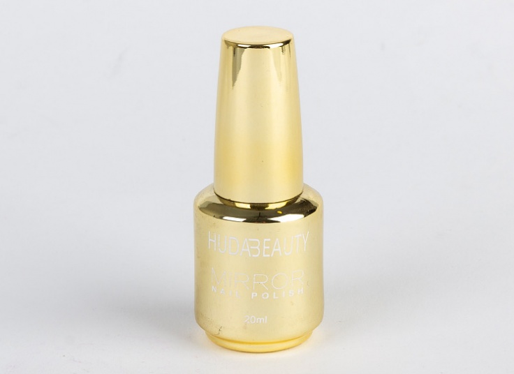 لاک ناخن Huda Beauty