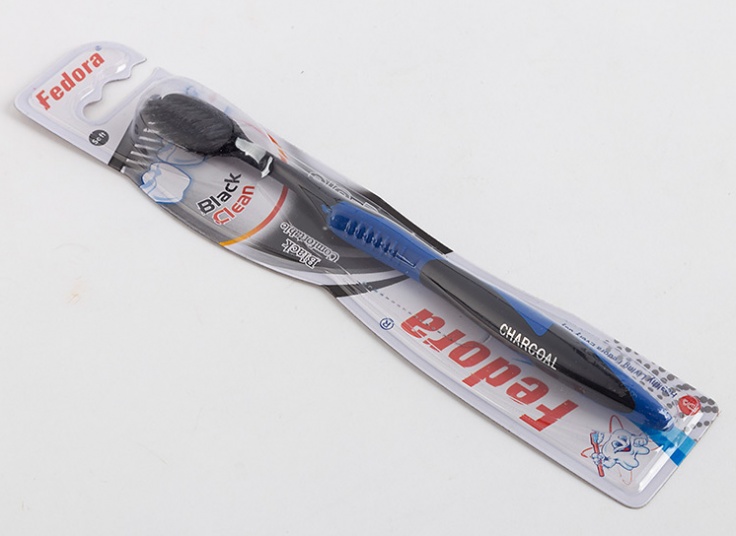 مسواک زغالی Fedora