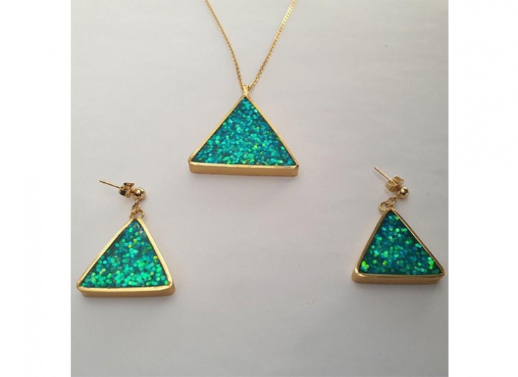 ورکشاپ ساخت زیورآلات رزین در گالری حما