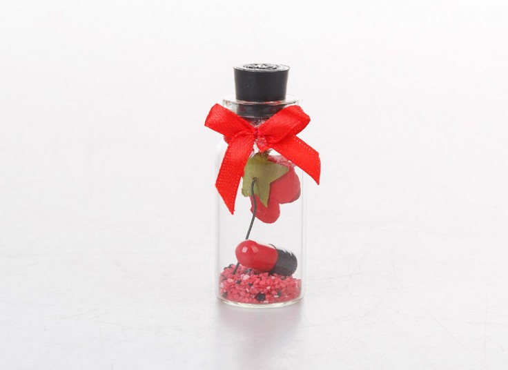 بطری عشق شیشه ای