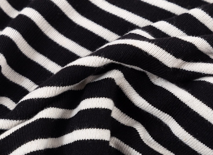 تاپ بافت Madook