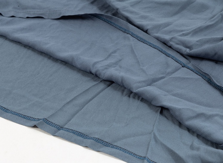 مانتو نخی یقه گلدوزی