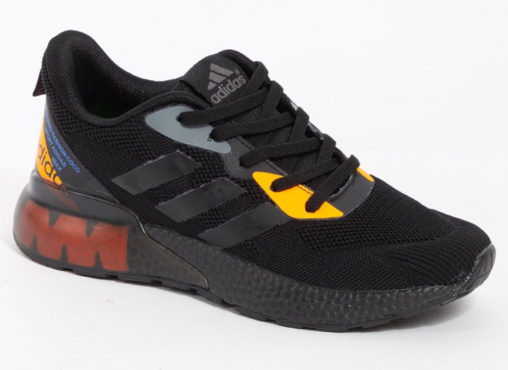 کفش ورزشی مردانه adidas