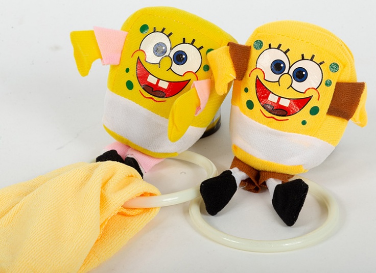 حوله عروسکی آویز دار