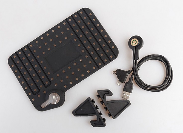 پایه نگهدارنده موبایل خودرو REMAX