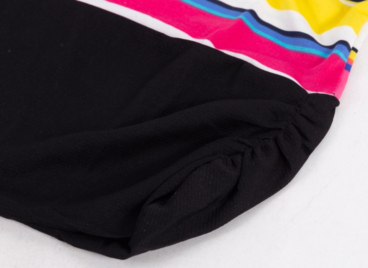 تیشرت زنانه راه‌ راه