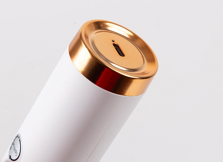 جارو شارژی خودرو مدل Q8s