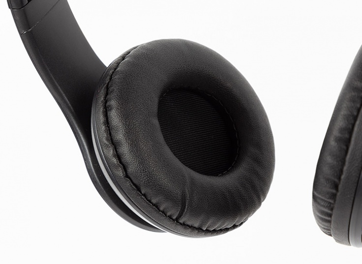 هدفون بی سیم P68