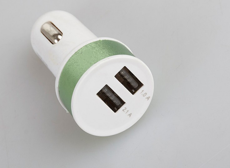 شارژر فندکی با دو خروجی USB