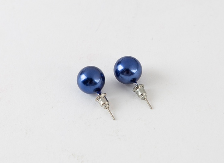 گوشواره مرواریدی میخی