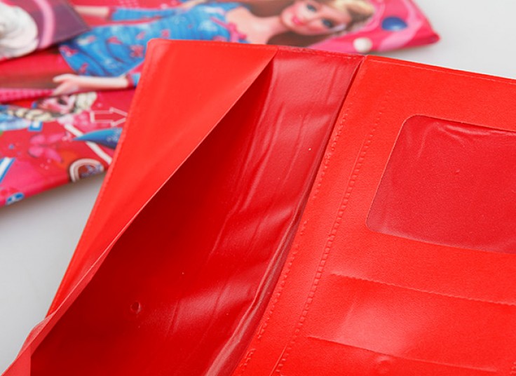 کیف پول بچگانه