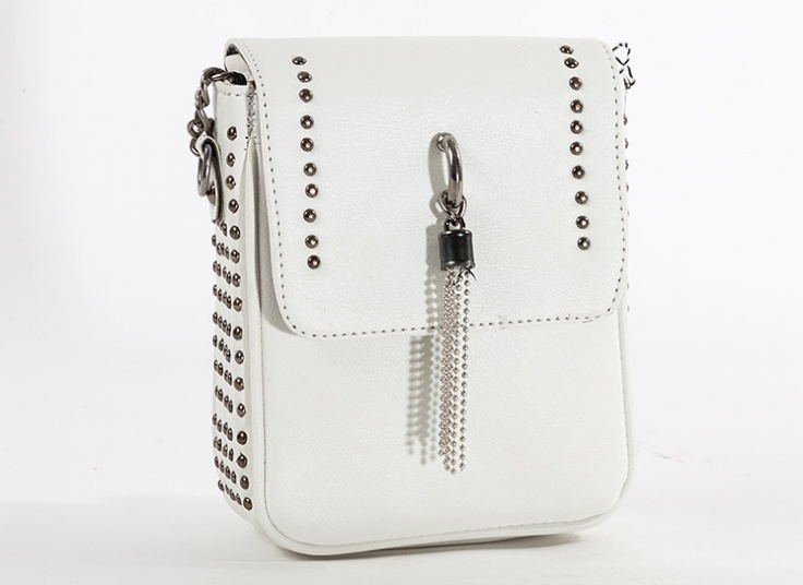 کیف دوشی زنانه پرچی