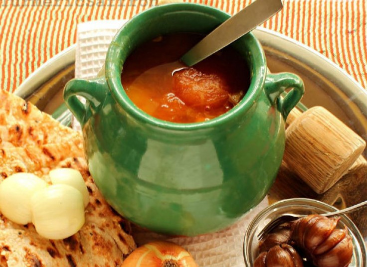 دیزی لذیذ سنتی در رستوران نگار خاتون