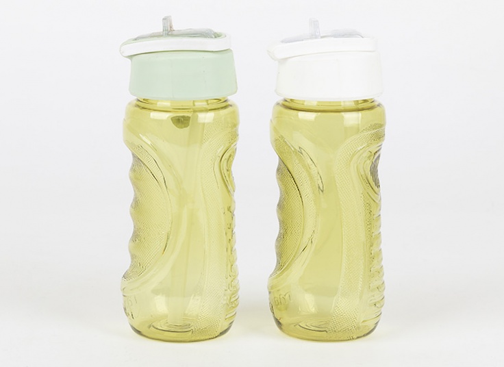 قمقمه نی دار ورزشی