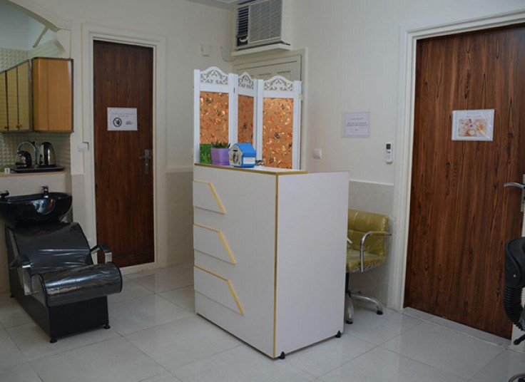 پارافین تراپی در سالن آدلیا