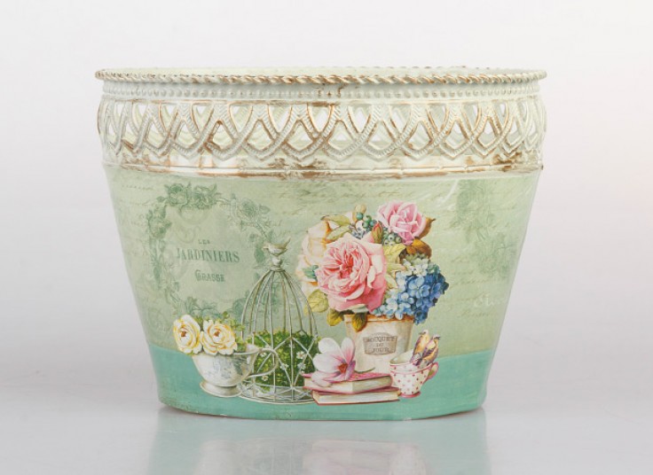 گلدان فلزی طرحدار