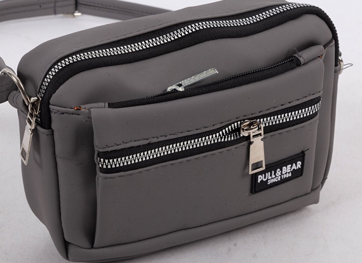 کیف پاسپورتی طرح Pull & Bear