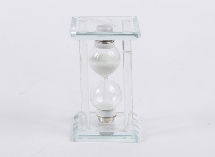 ساعت شنی کریستالی