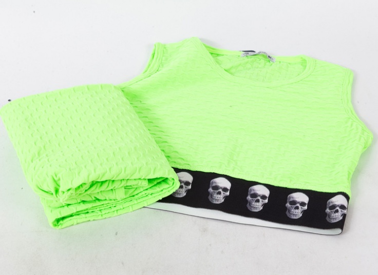 ست نیم تنه و شلوار اسپرت زنانه