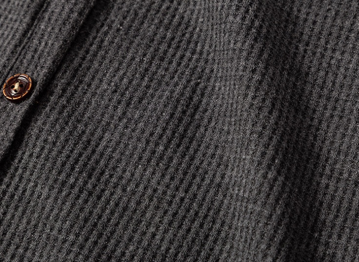 بلوز دکمه دار زنانه