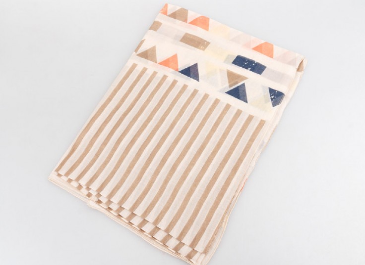 شال هندسی بهاره ZIBOO