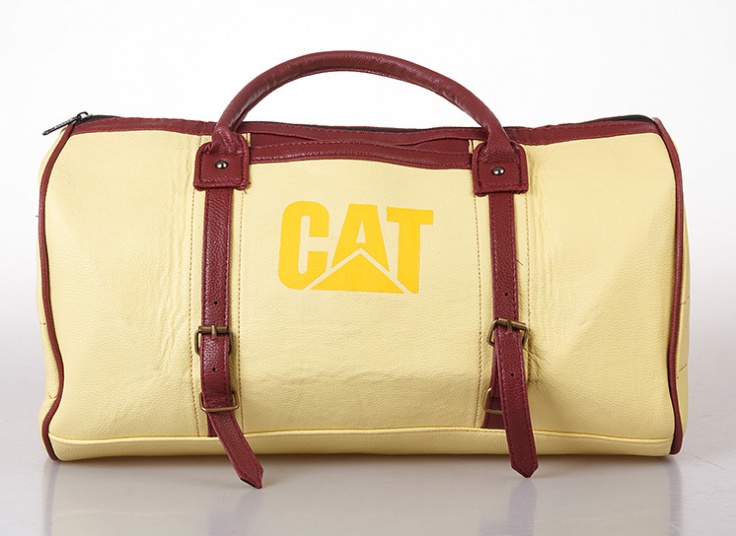 ساک دستی چرمی طرح CAT